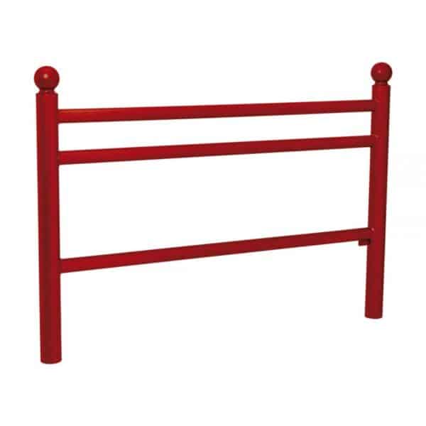 Illustration d'une barrière urbaine acier 3 barreaux rouge avec pommeaux