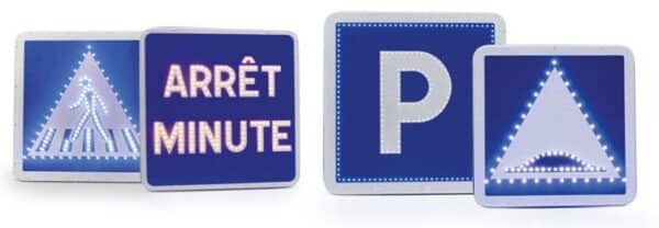 Illustration de 4 panneaux renforcés btr à LEDs d'indication