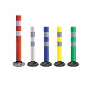 Illustration de 4 balises rétroréfléchissantes souples (orange, blanche, bleue, jaune et verte) dont la orange est plus haute