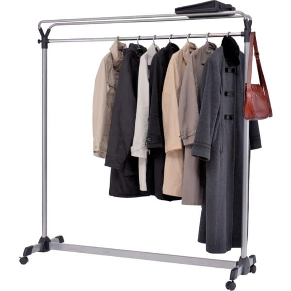 Photo d'un vestiaire mobile grande capacité portant 7 vestes et manteaux et 2 sacs