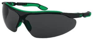 Photo d'une paire de lunettes de protection uvex i-vo spéciales soudeur