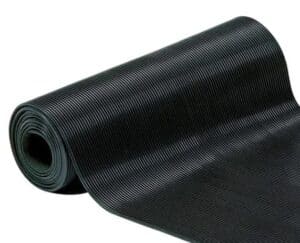 Illustration d'un tapis strié en rouleau noir