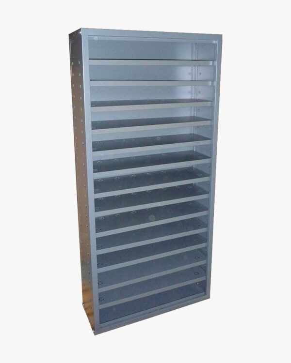 Photo d'une armoire de rangement pour bac à bec sans portes vide 13 tablettes