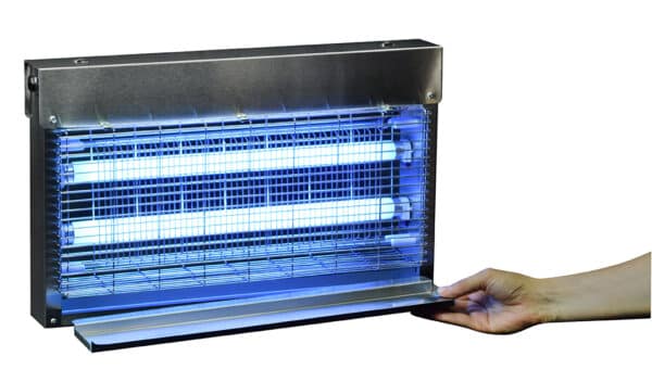 Photo du bac de vidage amovible d'un destructeur d'insectes à grille éléctrifiée kiléo 40w
