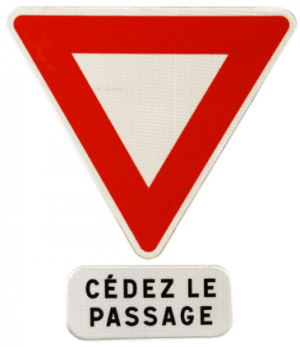 Illustration d'un panneau triangulaire rouge et blanc "cédez le passage"